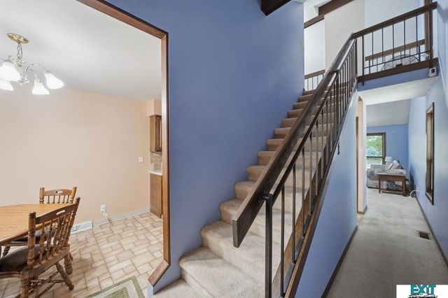 7010 Shamrock Road, Lincoln, NE 68506