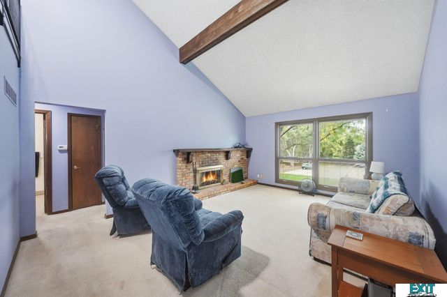 7010 Shamrock Road, Lincoln, NE 68506