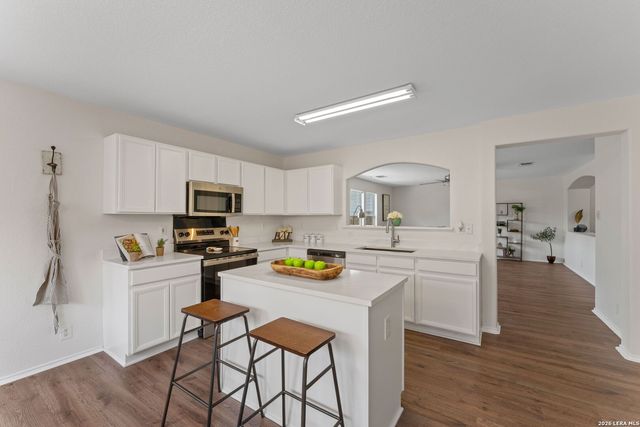 3445 Whisper Blf, Schertz, TX 78108