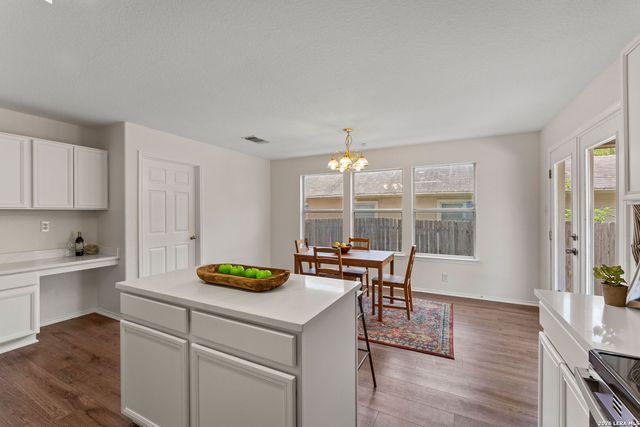 3445 Whisper Blf, Schertz, TX 78108