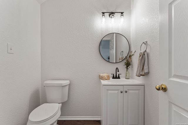 3445 Whisper Blf, Schertz, TX 78108