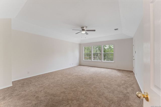 3445 Whisper Blf, Schertz, TX 78108
