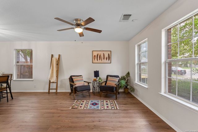 3445 Whisper Blf, Schertz, TX 78108