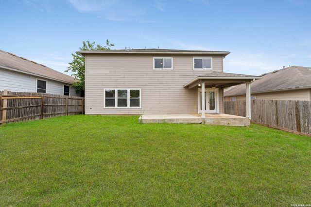 3445 Whisper Blf, Schertz, TX 78108