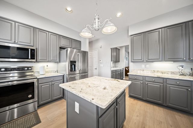 7601 Overland Trail, Delaware, OH 43015