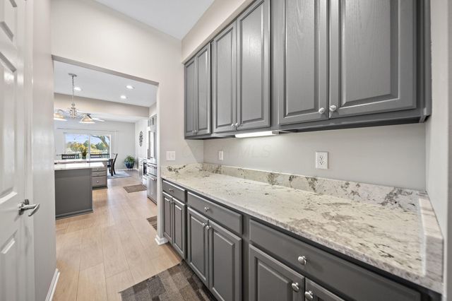 7601 Overland Trail, Delaware, OH 43015