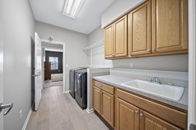 7601 Overland Trail, Delaware, OH 43015