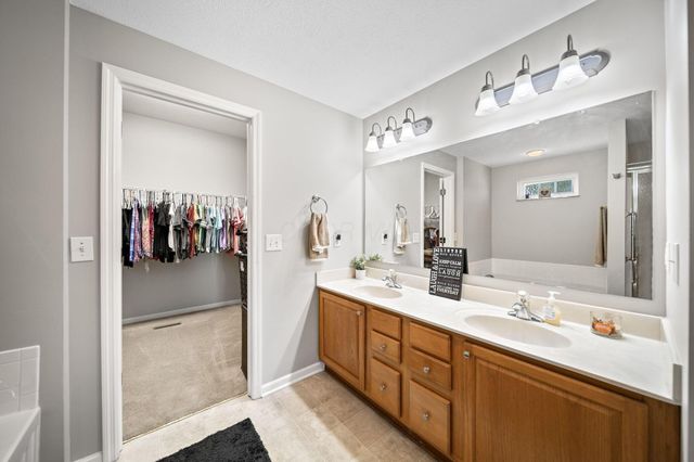 7601 Overland Trail, Delaware, OH 43015