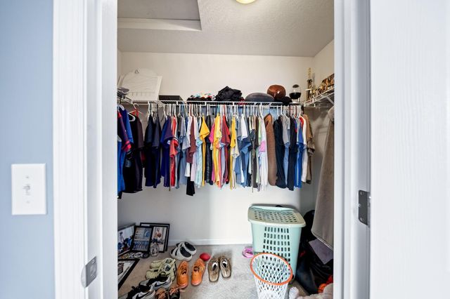 7601 Overland Trail, Delaware, OH 43015