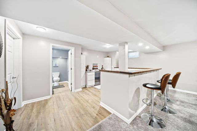 7601 Overland Trail, Delaware, OH 43015