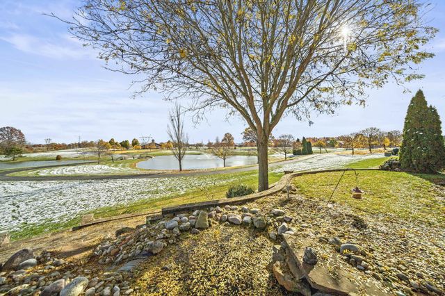 7601 Overland Trail, Delaware, OH 43015