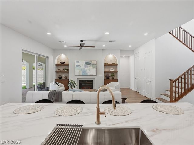 363 Molinetto Street, Las Vegas, NV 89138
