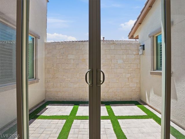 363 Molinetto Street, Las Vegas, NV 89138
