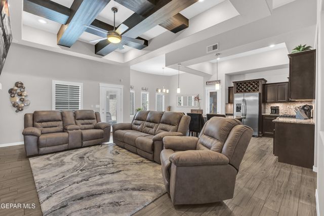 14660 HUNTERS GROVE Avenue, El Paso, TX 79938