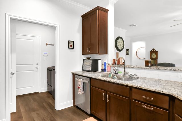 6111 Hamilton Meadows Way, Tyler, TX 75703