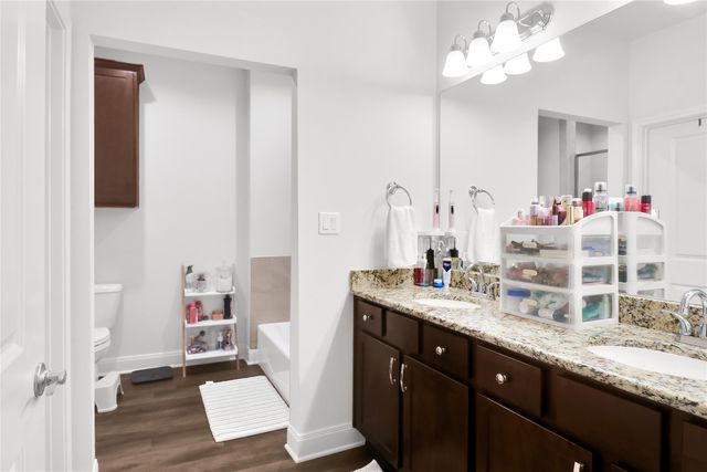 6111 Hamilton Meadows Way, Tyler, TX 75703