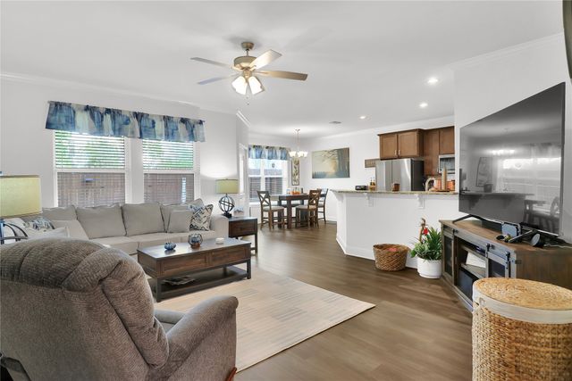 6111 Hamilton Meadows Way, Tyler, TX 75703