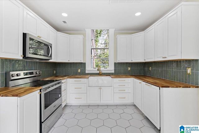 109 MARGARET STREET, Talladega, AL 35160