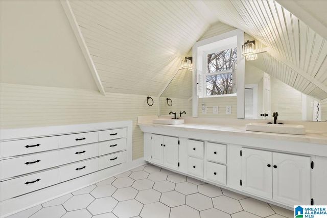 109 MARGARET STREET, Talladega, AL 35160