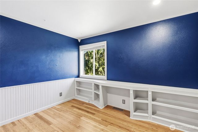 10715 Hillsboro Drive NW, Silverdale, WA 98383