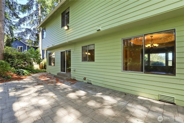 10715 Hillsboro Drive NW, Silverdale, WA 98383