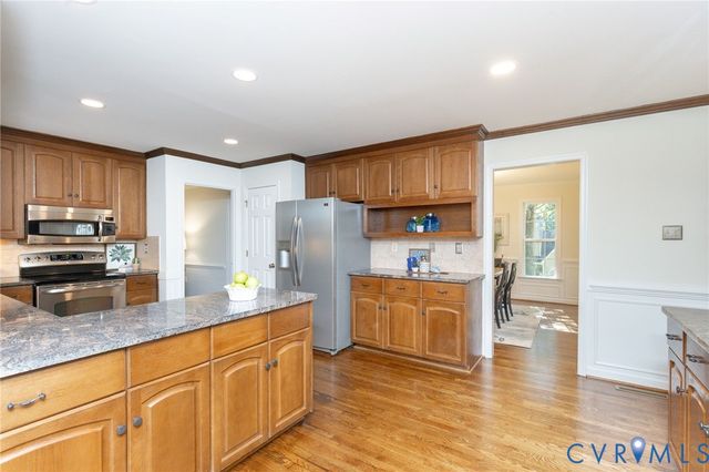 707 Coralview Ct, Midlothian, VA 23114