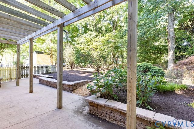 707 Coralview Ct, Midlothian, VA 23114