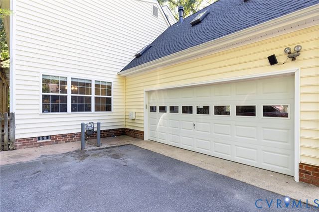 707 Coralview Ct, Midlothian, VA 23114