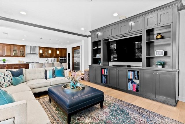 10 Alza Street, Rancho Mission Viejo, CA 92694