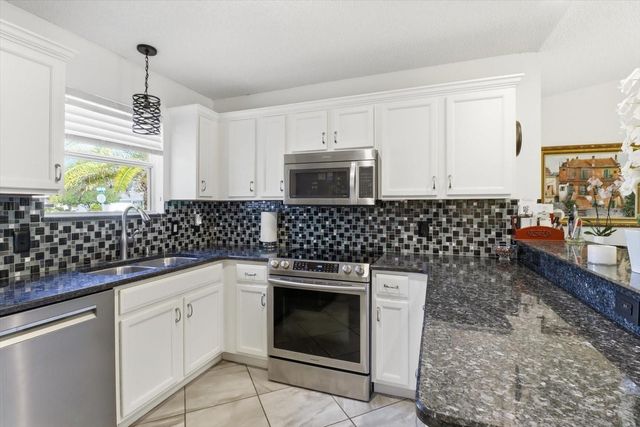 1035 BLYTHE WAY, The Villages, FL 32162