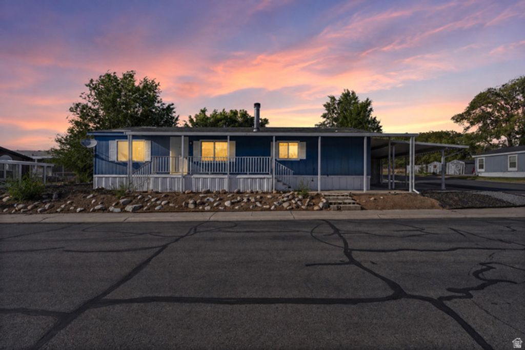312 HARRIGER WAY, Layton, UT 84041 — exterior