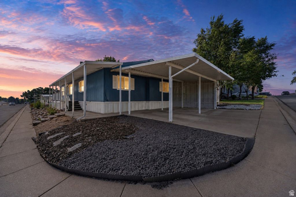 312 HARRIGER WAY, Layton, UT 84041 — photo 2