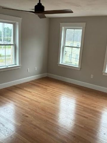 17 Jessica Lane, Weymouth, MA 02190