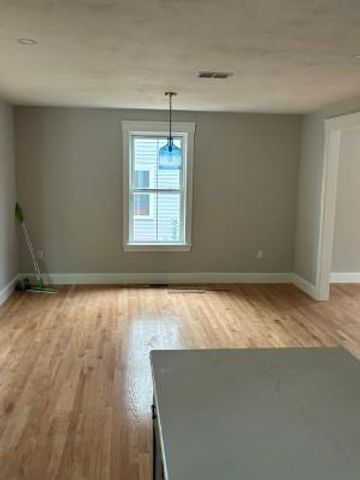 17 Jessica Lane, Weymouth, MA 02190