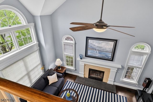 44 Fisher Dr, Hillsborough Twp., NJ 08844