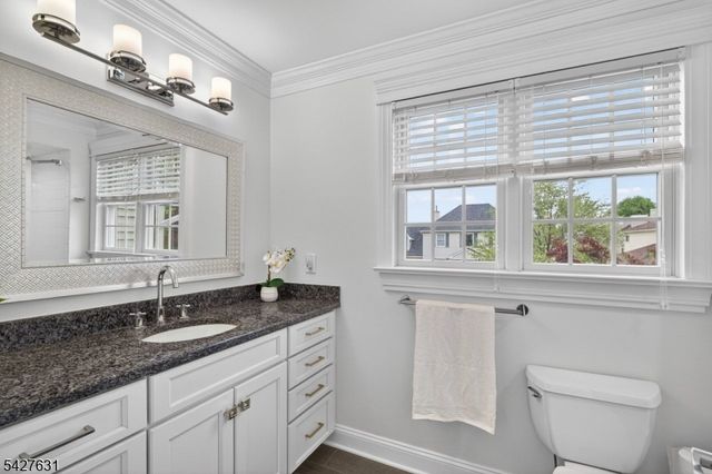 44 Fisher Dr, Hillsborough Twp., NJ 08844
