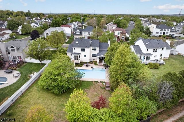 44 Fisher Dr, Hillsborough Twp., NJ 08844