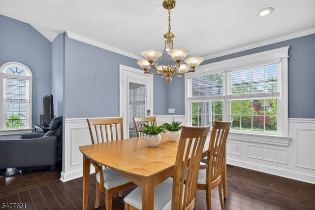 44 Fisher Dr, Hillsborough Twp., NJ 08844
