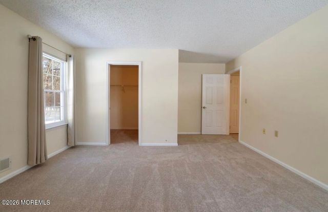 25 Beechwood Court, Barnegat, NJ 08005