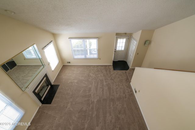 25 Beechwood Court, Barnegat, NJ 08005