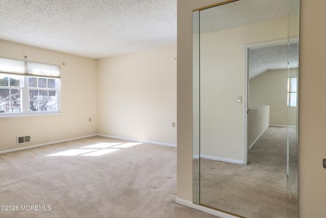 25 Beechwood Court, Barnegat, NJ 08005