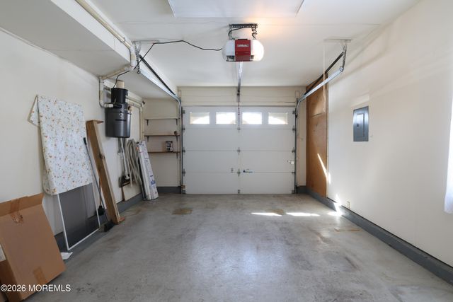 25 Beechwood Court, Barnegat, NJ 08005