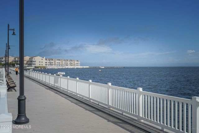 25 Beechwood Court, Barnegat, NJ 08005