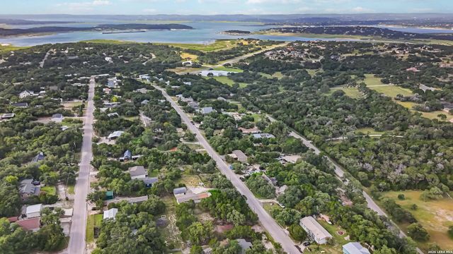 1091 Rotherman, Canyon Lake, TX 78133