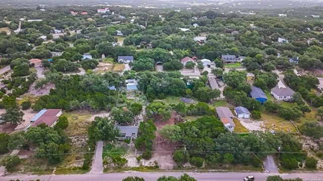 1091 Rotherman, Canyon Lake, TX 78133