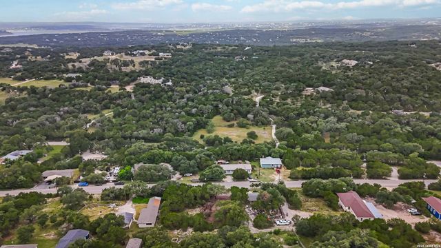 1091 Rotherman, Canyon Lake, TX 78133