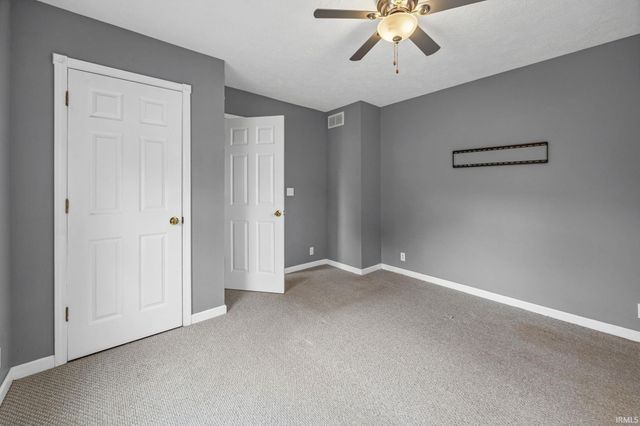 11914 W Breezy Point Drive, Monticello, IN 47960