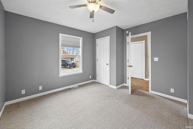 11914 W Breezy Point Drive, Monticello, IN 47960