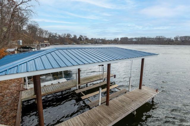 11914 W Breezy Point Drive, Monticello, IN 47960