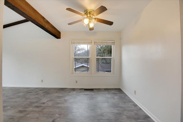 18864 Jayhawk Dr, Penn Valley, CA 95946